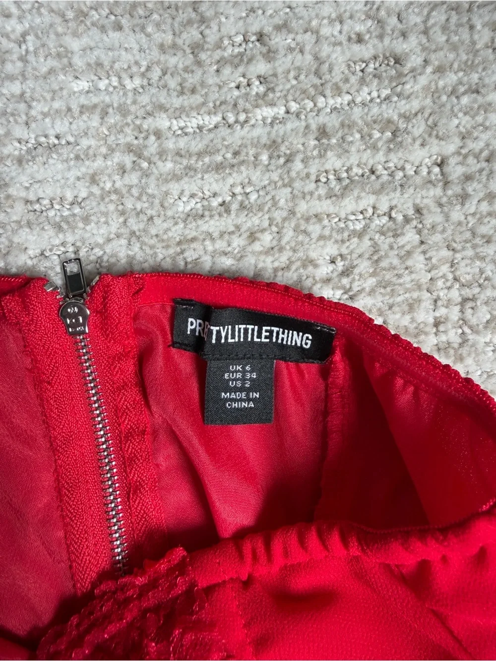 PrettyLittleThing Red Strapless Ruffle Set - Picture 7 of 7